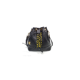 BOLSA JUDIA EN CUERO CON MOLA
