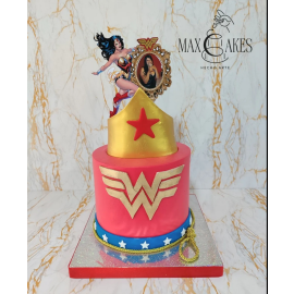 Pastel de la Mujer Maravilla