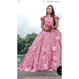 "Vestido de quinceañera