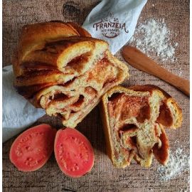 BABKA DULCE DE GUAYABA